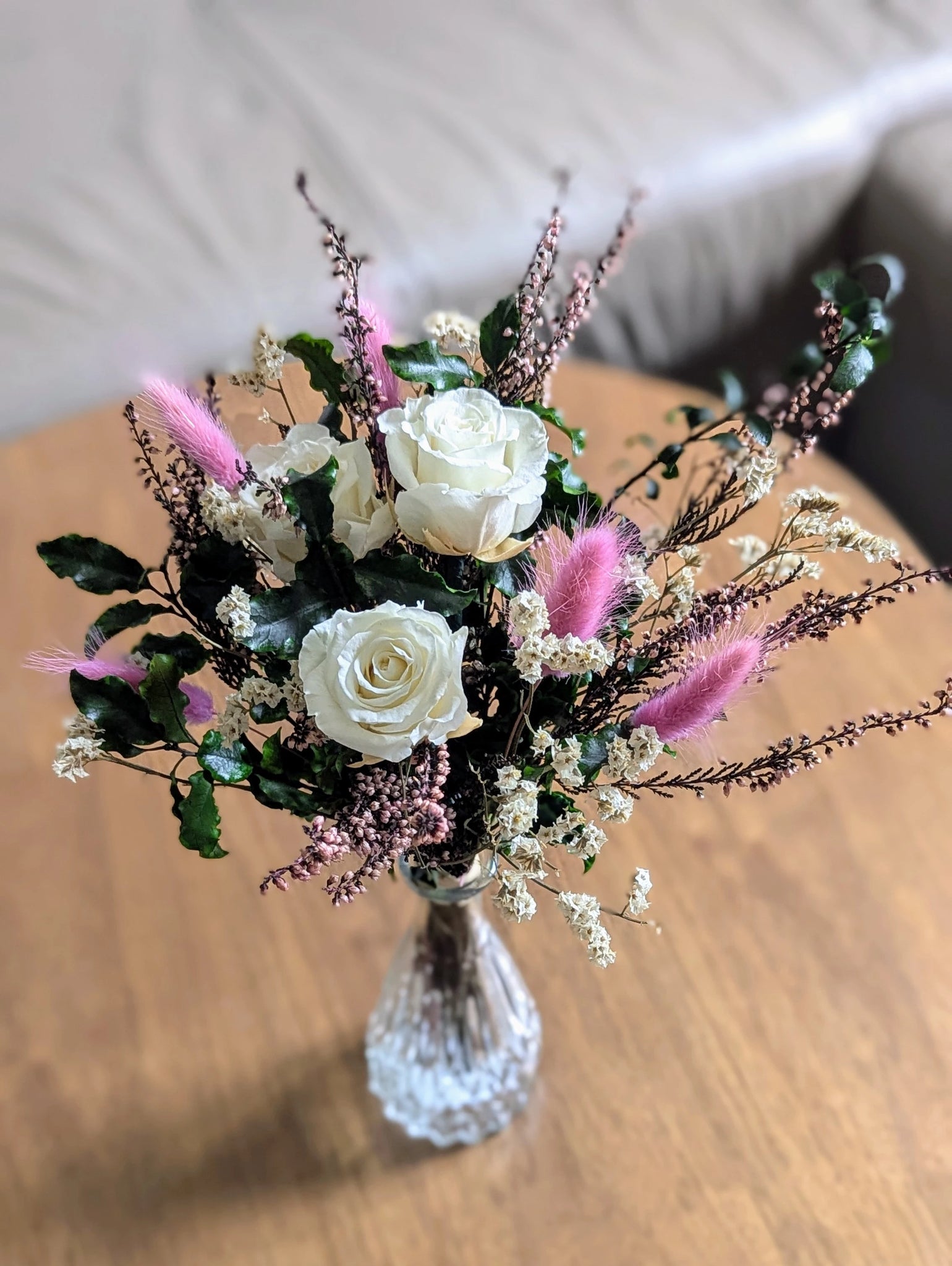 Ensemble vase et bouquet MANON – création florale raffinée et délicate.
